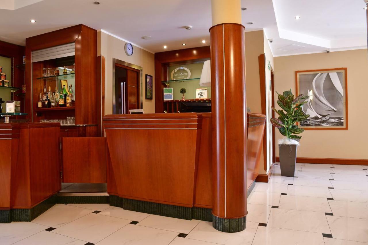 Albergo Ristorante San Marco Carmagnola Eksteriør bilde