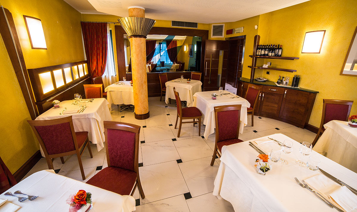 Albergo Ristorante San Marco Carmagnola Eksteriør bilde
